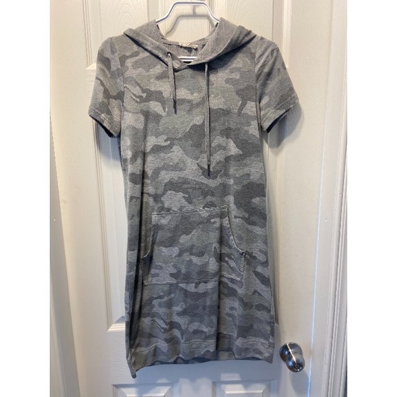 Jane & Delancey Dress - Picture 1 of 3